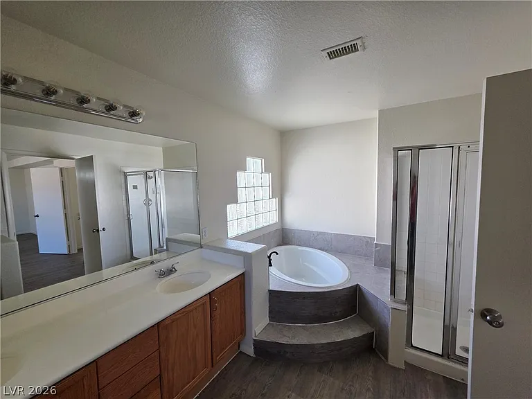 8829 Cornwall Glen Ave — Photo 64
