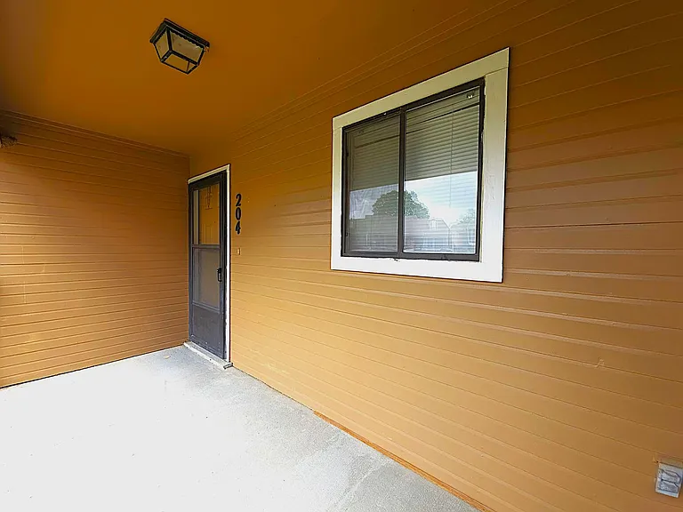 400 W South Town Dr #204 — Photo 10