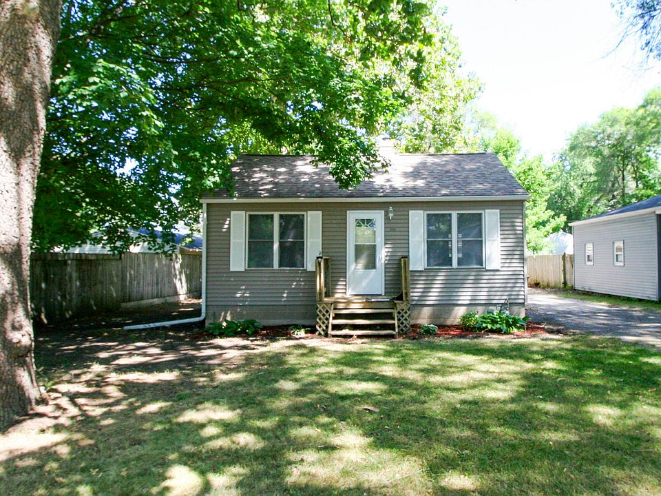 1st image of 220 Shoreland Rd