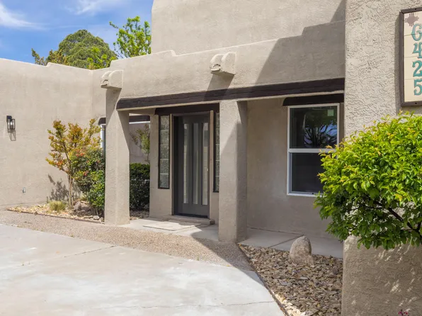 6425 Guadalupe Pl NW, Los Ranchos De Albuquerque, NM 87107