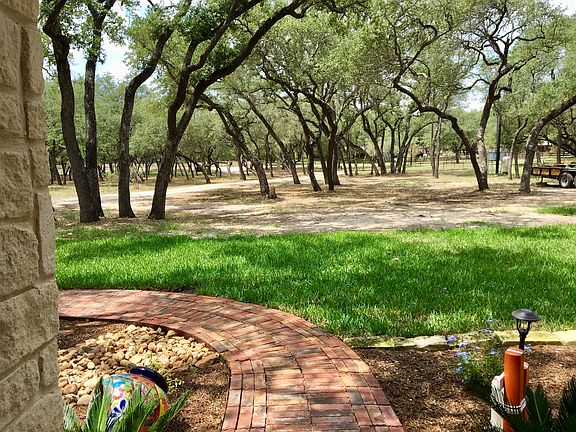5th image of 142 Montesito Ln