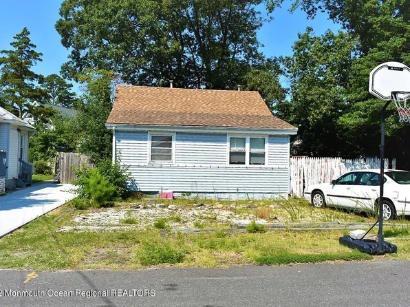 711 Mckinley Avenue, Toms River, NJ 08753