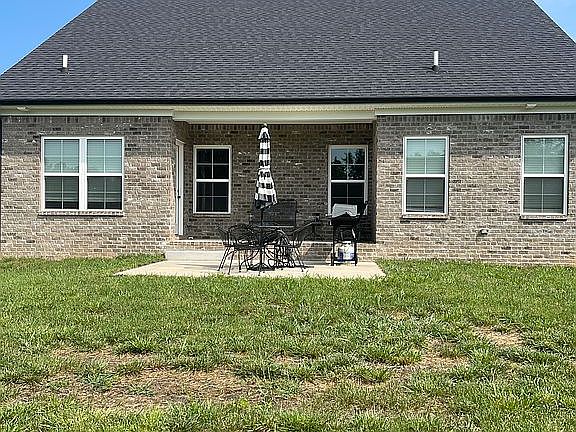 2nd image of 1201 Shallowford St
