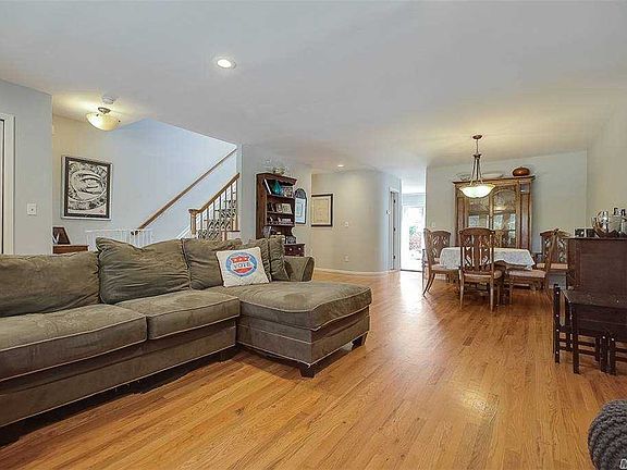 4th image of 310 No Hendrick Ave