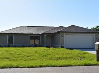 1613 SW 17th Ave, Cape Coral, FL 33991