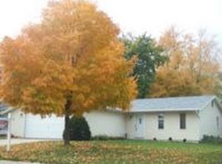 9720 Hemphill Dr, Fort Wayne, IN 46819