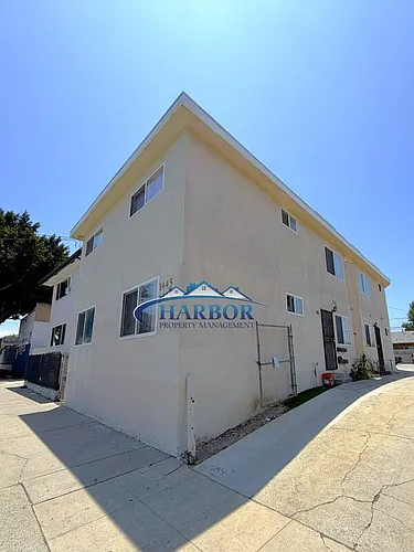 1447 N Wilmington Blvd #A Photo 1