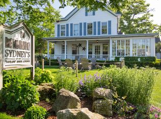 32 Mill Rd, Westhampton Beach, NY 11978