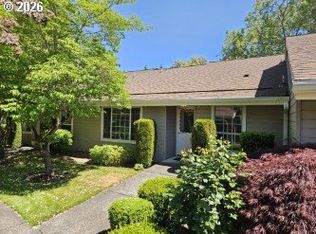 13775 SW Scholls Ferry Rd APT 11, Beaverton, OR 97008