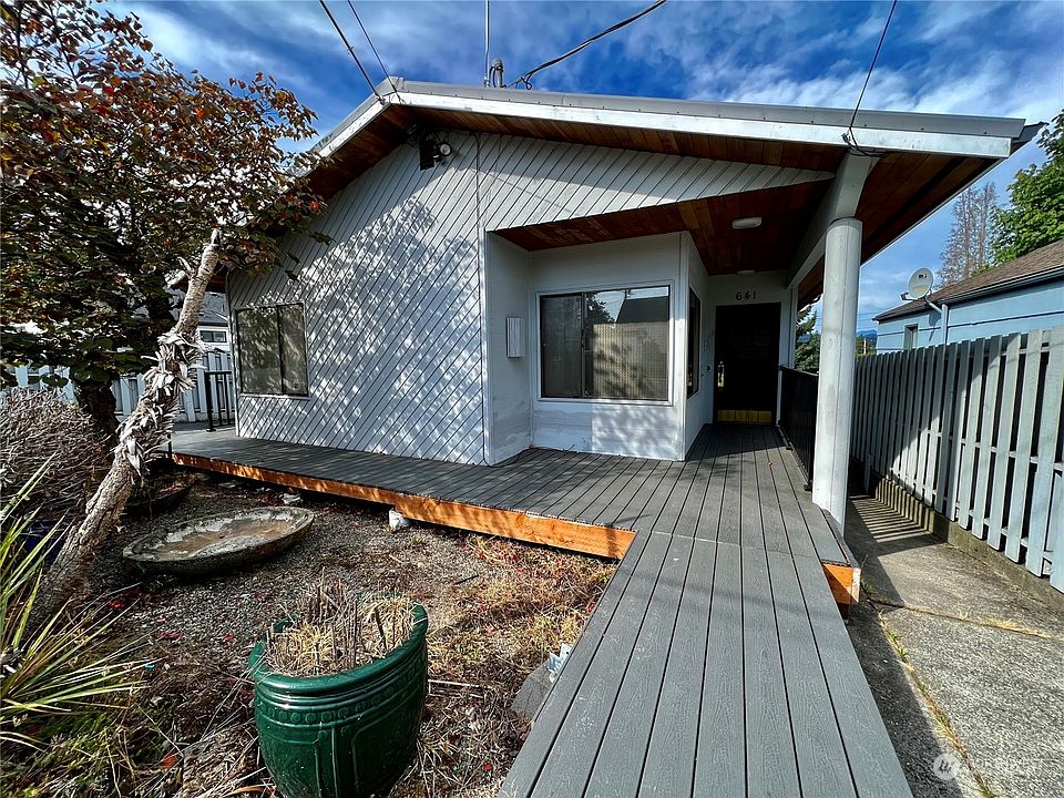 1st image of 641 N Summit Avenue