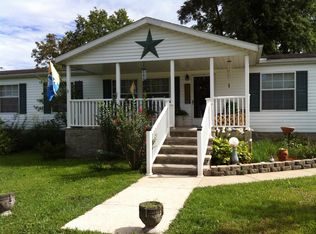 52 Paw Paw Dr, Red House, WV 25168