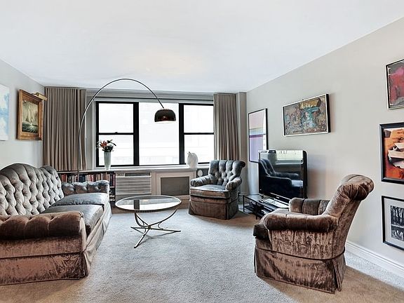 2nd image of 235 E 57th St APT 6E