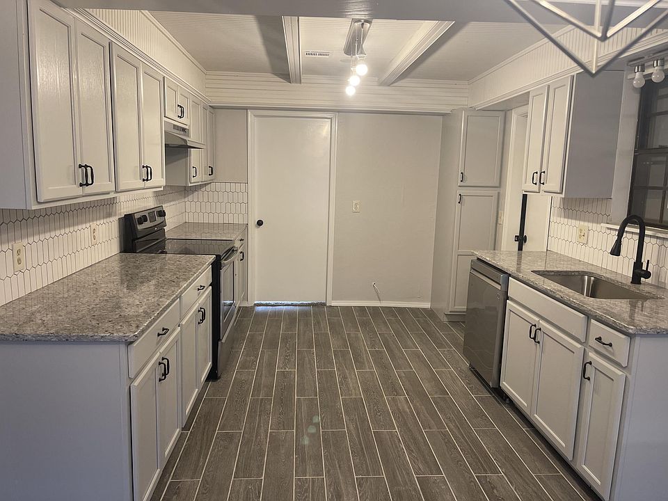 308 S Ramblin Oaks Dr, Moore, OK 73160 Zillow