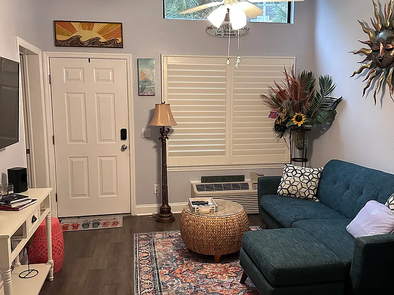 42 Jacaranda Cay Ct — Photo 5