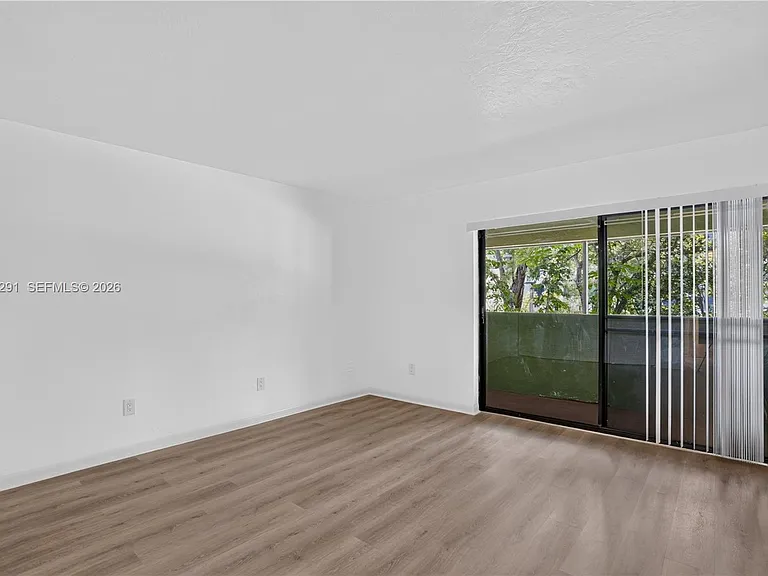 7420 SW 59th Ave #D — Photo 10