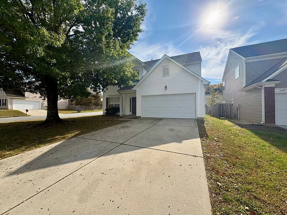 2003 Moss Creek Dr