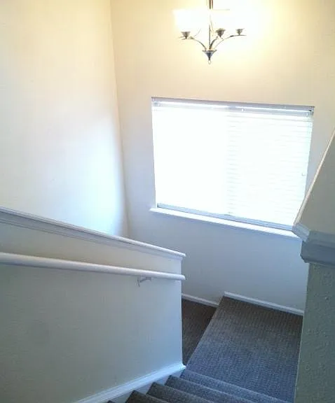 1057 Delta Dr #F — Photo 7