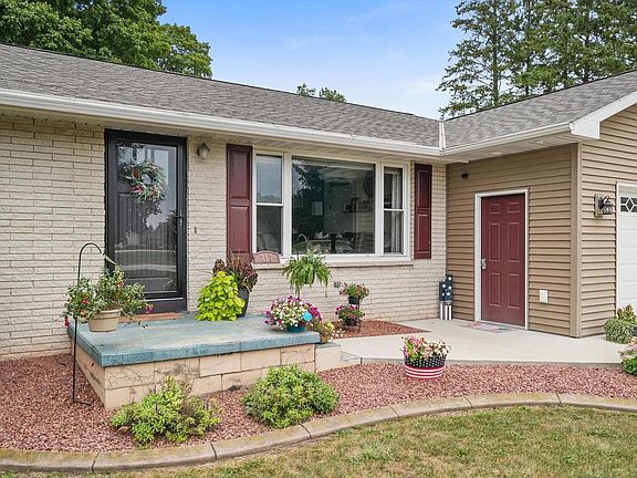 3rd image of 217 E Samz ROAD