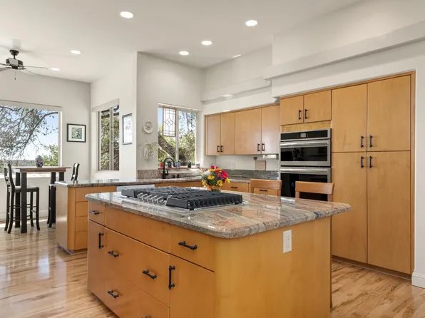 1475 Shadow Mountain Ct, Auburn, CA 95602