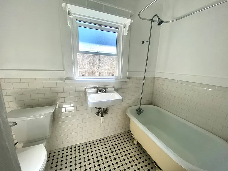 1614 Maltman Ave #1/4 — Photo 8