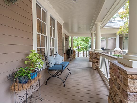 5th image of 1180 Bachelors Run