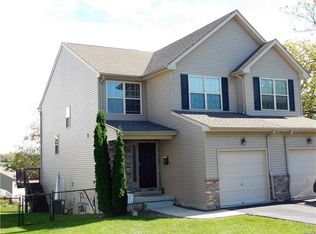 657 Dewey Ave, Northampton, PA 18067