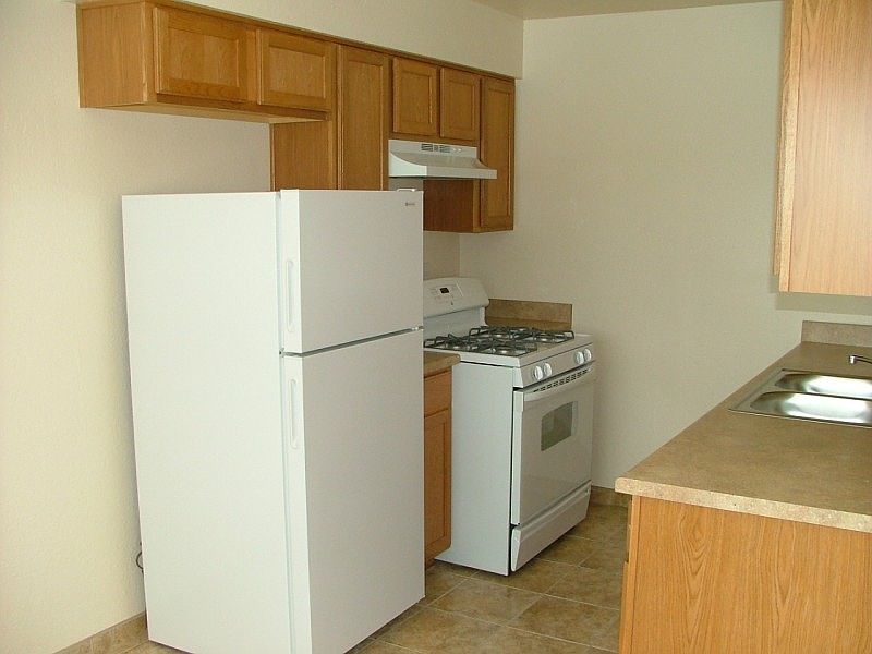 2nd image of 7901 Trumbull Ave SE