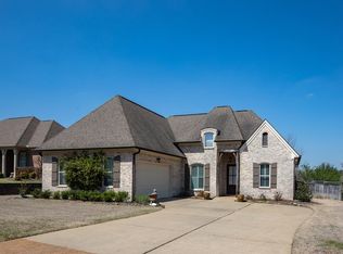 357 Windsor Dr N, Oxford, MS 38655