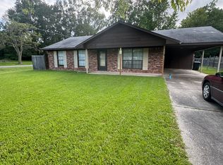 410 Lakeview Dr, Mooringsport, LA 71060