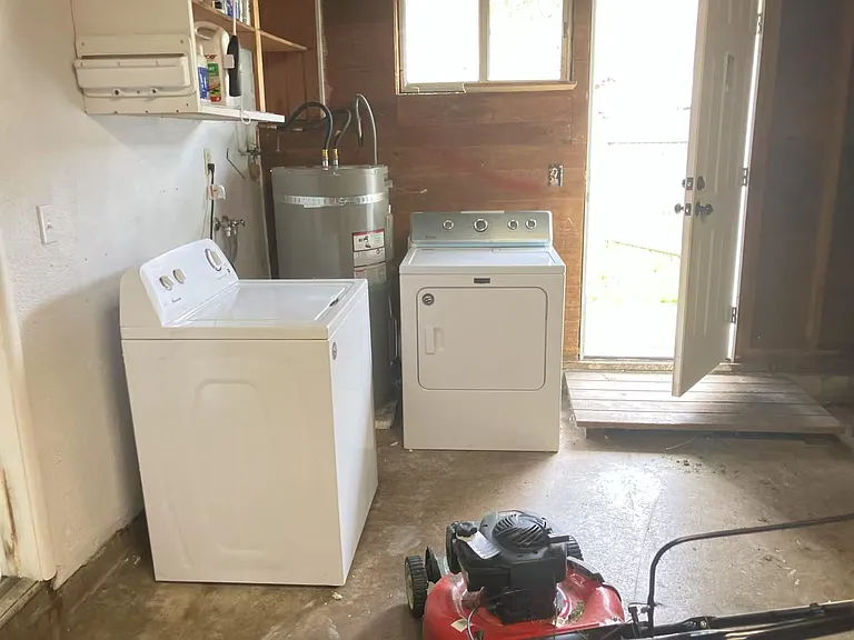 4305 Dillard Rd — Photo 10