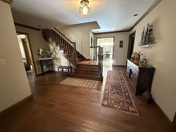 5th image of 6323 Shadyside Dr