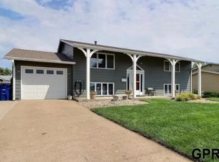 2306 E 3rd St, Fremont, NE 68025