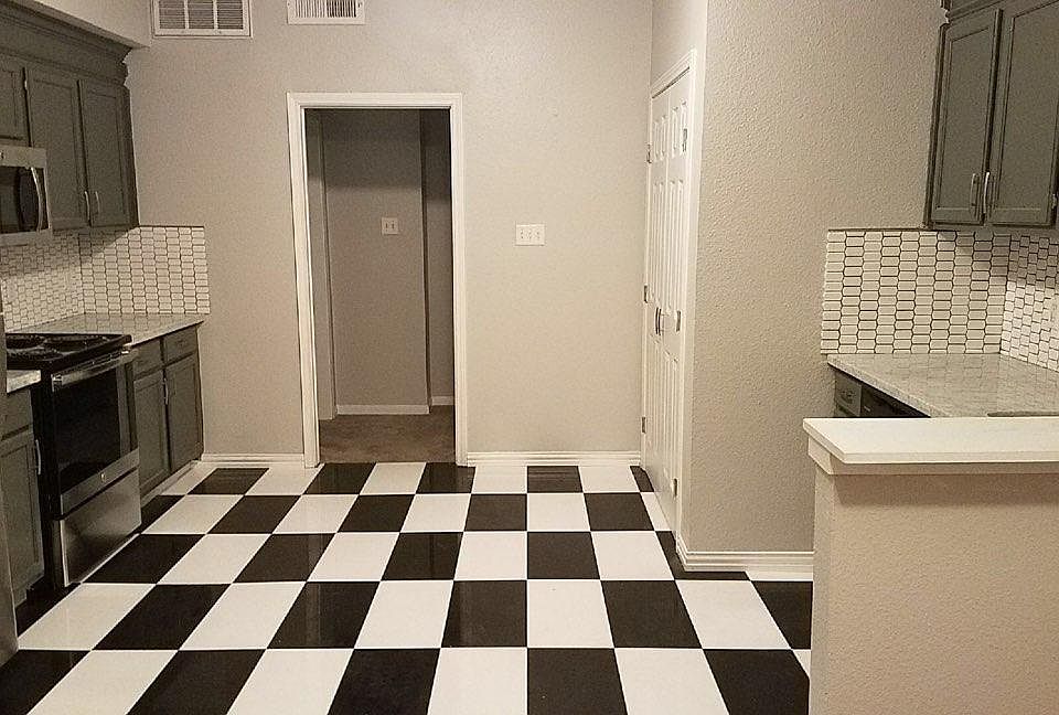 Newly Renovated Kitchen