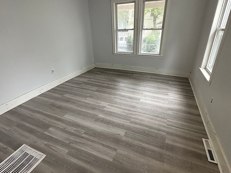 2nd image of 23 Pratt St #1A