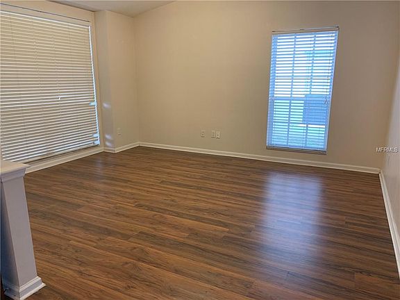 3rd image of 6420 Streamport Dr
