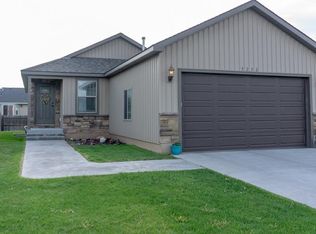3232 Quakey Aspen Dr, Iona, ID 83427