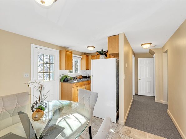 boston-massachusetts-59128928 picture