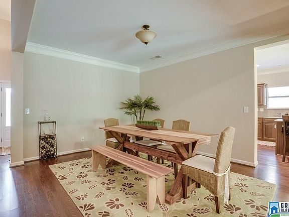 3rd image of 6116 Longmeadow Way