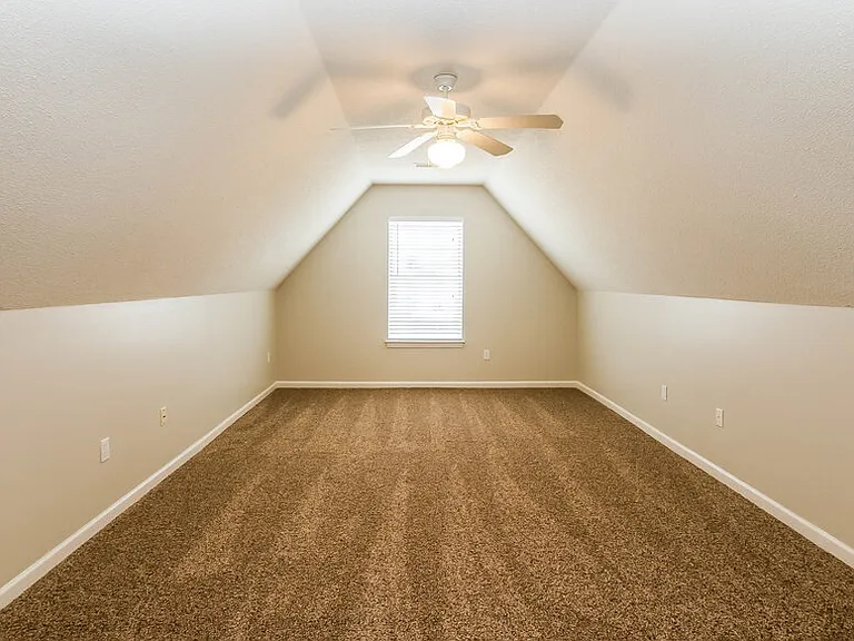 2717 Baird Dr — Photo 13