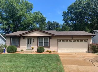 89 Elk Run Dr, Eureka, MO 63025