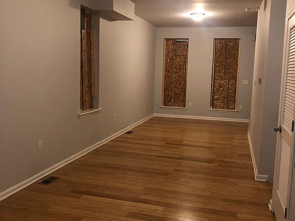 4th image of 1001 E 22nd St