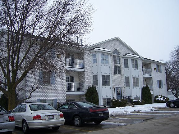 4th image of 3 Stortz Dr APT C6