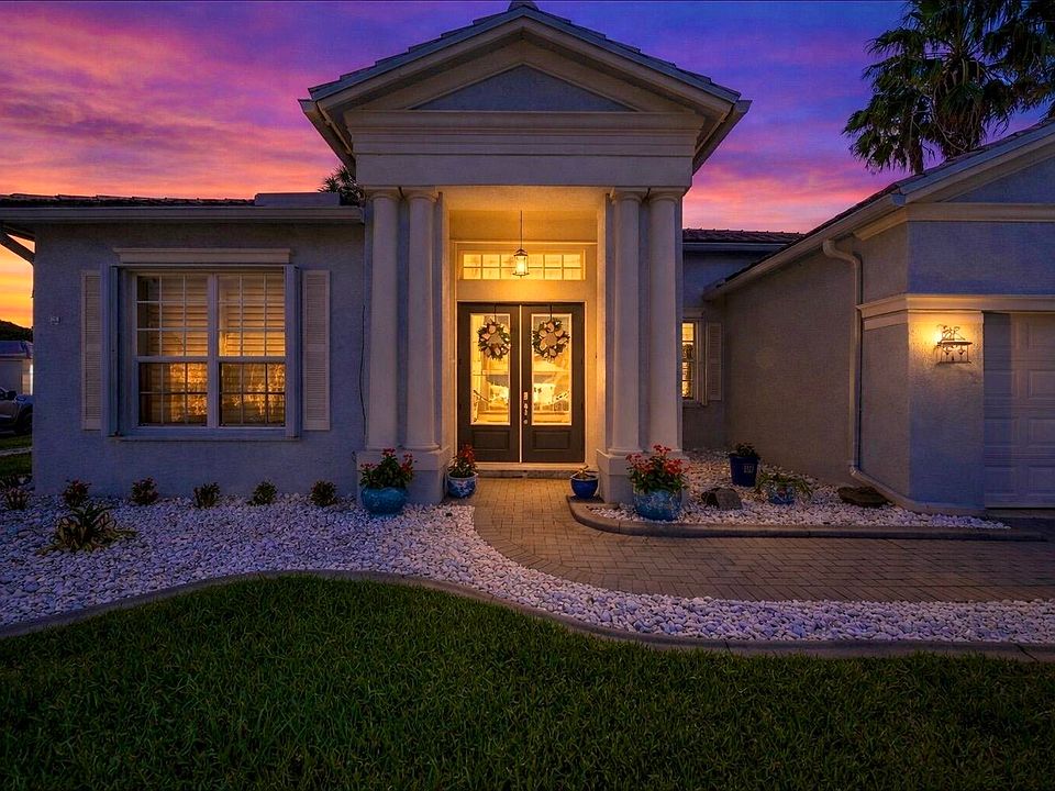 1st image of 261 SW Lake Forest Way