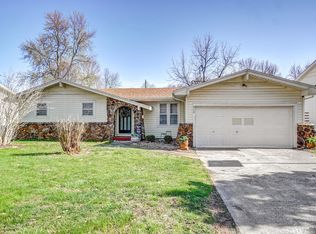 912 E Cambridge St, Springfield, MO 65807