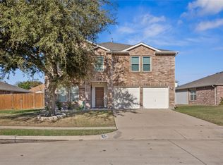 604 Mallard Dr, Saginaw, TX 76131