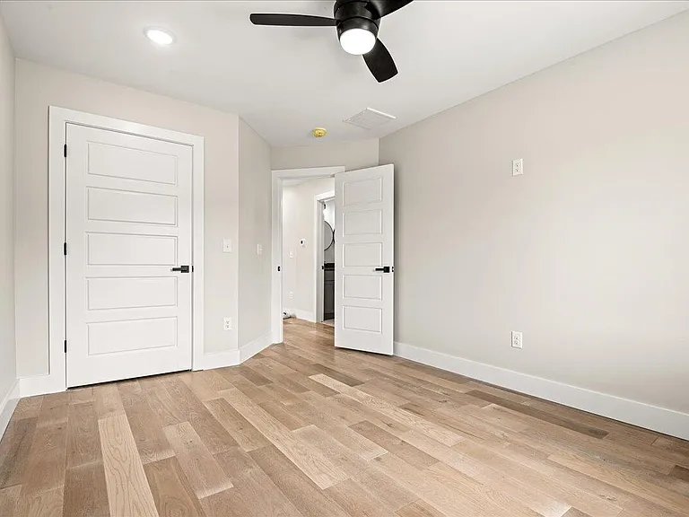 143 Crooked Creek Dr — Photo 10