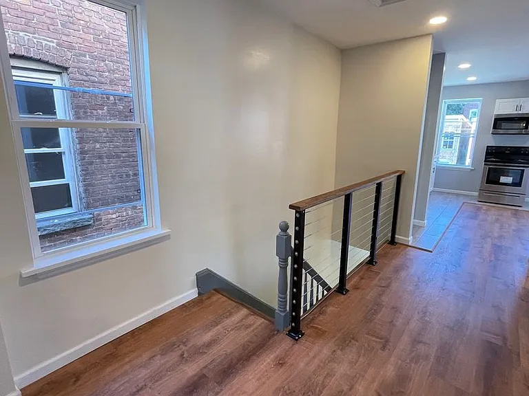 113 William St. — Photo 3