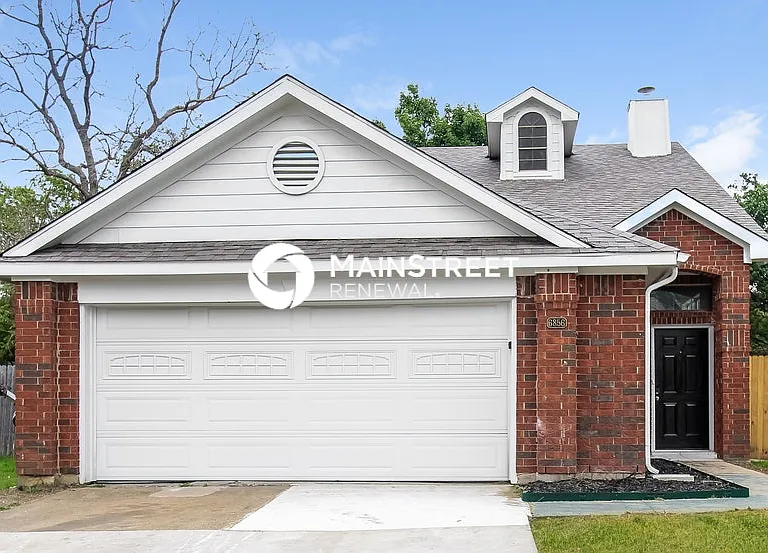6856 Driffield Cir E — Photo 1