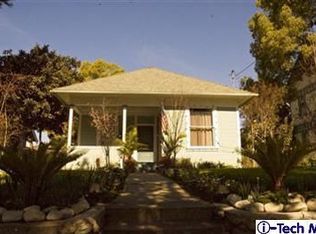 221 Carlton Ave, Pasadena, CA 91103