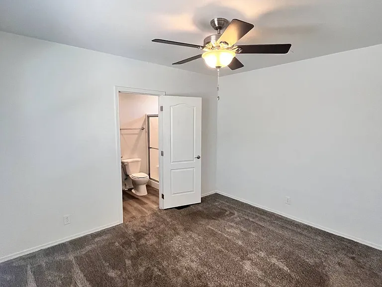 4100 N Romero Rd #125 — Photo 5
